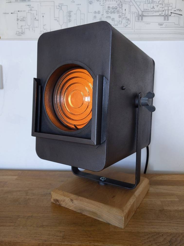 Lampe de bureau vintage style projecteur cinéma – Delisse