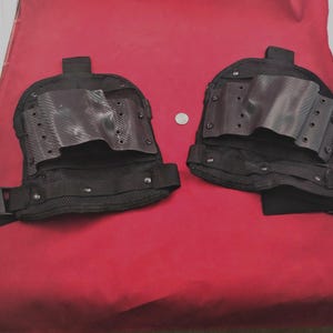Deadpool-holsters en neerklapbare panelen DP2-geïnspireerd