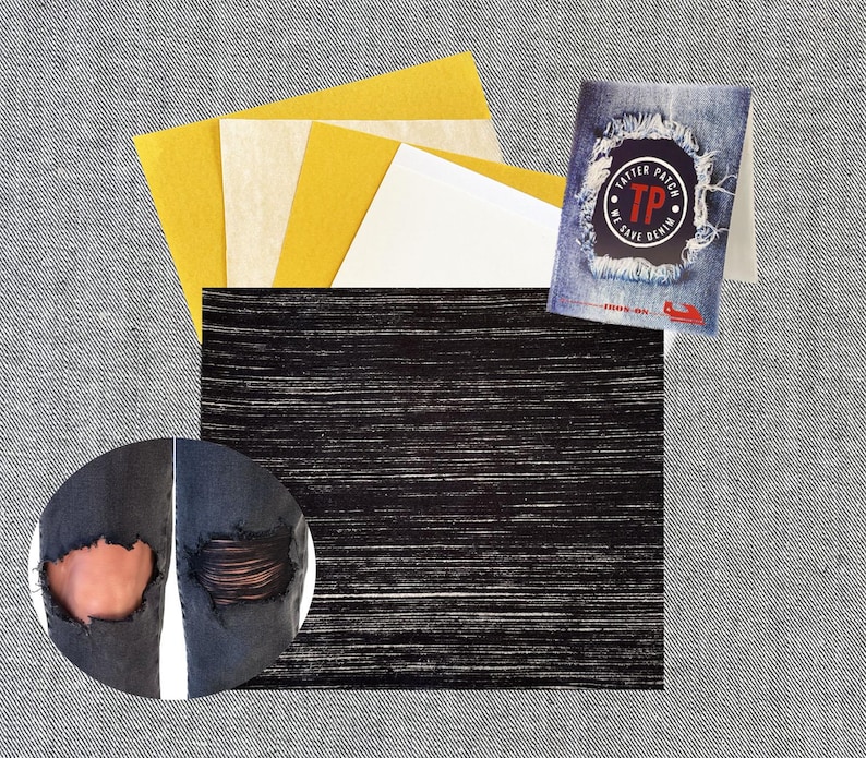 K&ouml;nnte beinhalten: Ein Set aus Stoff-Patches zum Reparieren von zerrissenem Denim. Das Set enth&auml;lt einen schwarzen Stoff-Patch, einen wei&szlig;en Stoff-Patch und zwei gelbe Stoff-Patches. Die Patches werden neben einer Karte mit dem Text "Tatter Patch TP We Save Denim" gezeigt.