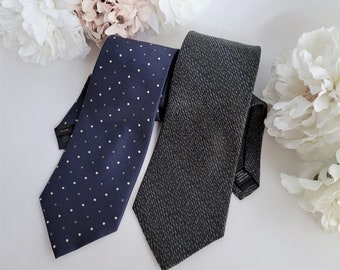 ネイビーブルー＆レッドドットシルクネクタイ 7.5 cm - Etsy 日本