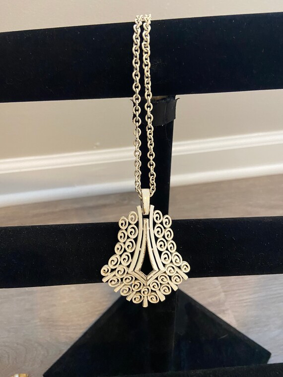 vintage metal 1960s ivory Gem