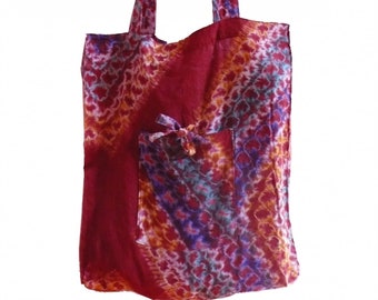 Tote Bag pour shopping repliable dans pochette ou sac d'appoint en coton voile de Mauritanie et teinture artisanale rouge