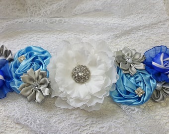 Blue Gray & White Maternity Sash-Gender Reveal Sash-Flower Sash-Pregnancy Sash Boy-Sash for Maternity Gown-Baby Shower Sash-Blue Flower Sash
