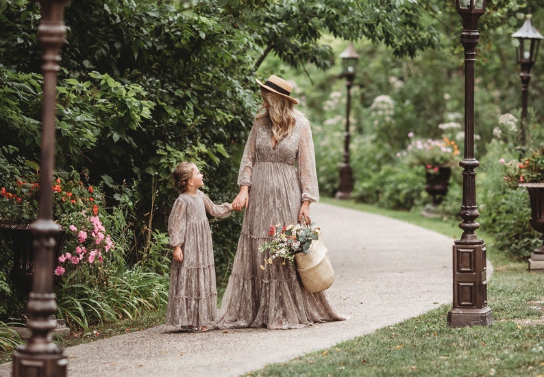 Mommy and Me dress-Lace Maternity Dress-Long Sleeve Photo Shoot Lace Dress-Bohemian Wedding Dress-Plus Size Lace Maternity Gown-BRIANA zdjęcie 3