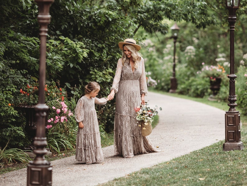 Mommy and Me dress-Lace Maternity Dress-Long Sleeve Photo Shoot Lace Dress-Bohemian Wedding Dress-Plus Size Lace Maternity Gown-BRIANA zdjęcie 2