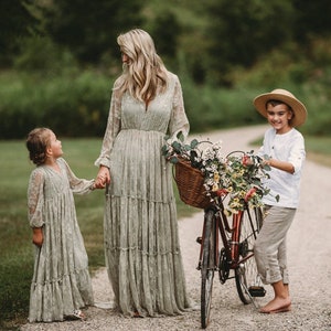 Mommy and Me Lace Dress for Photo Shoot-Lace Baby Shower Dress-Long Sleeve Boho Lace Dress-Vintage Lace Bohemian Dress Plus Size-BRIANA