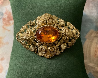 19th AUSTRO-HUNGARIAN ANTIK Brooch - Very Nice Old Jewel - Gilt Carved Design- yellow Citrine Rhinstone - Brooch from France
