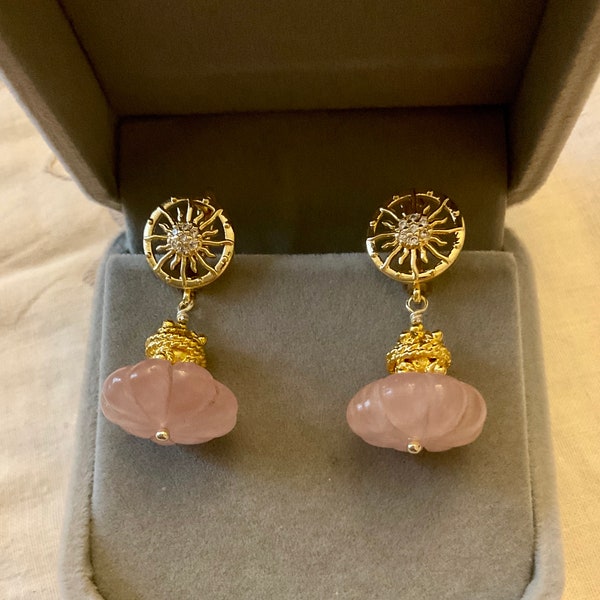 CARVED QUARTZ  Topaz Earrings- Exceptional Design -Gold plated - Beautiful hand carved genuine stones- Vintage Jewelry from France