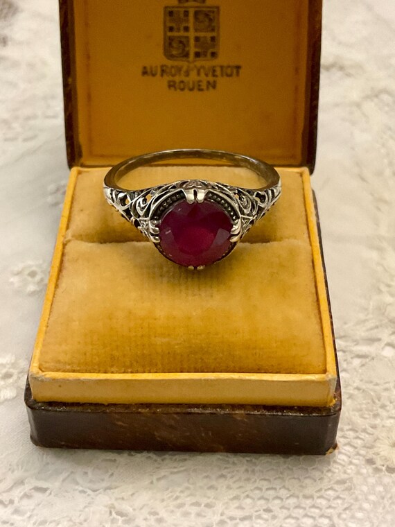 VICTORIAN Nice RUBY STERLING Ring - Fine Carved D… - image 9