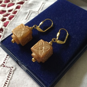 SPLENDID VINTAGE EARRINGS- Carved Yellow Jade - Gold Plated- Great Vintage Jewelry- Carved Flower from France