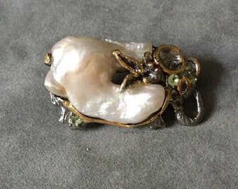 Exceptional ELEPHANT Great Baroque PEARL Vintage Unique Brooch- Genuine Peridot , Sapphire blue & Orange- Huge Pearl- Unique French Design