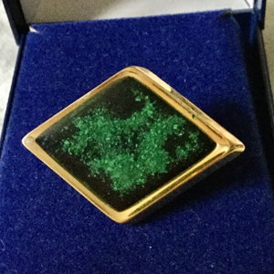 LUCITE INCLUSION MALACHITE c1960 France Artist Brooch- Unique Design Jewel- Original Authentic Vintage Jewel- Inclusion - from France
