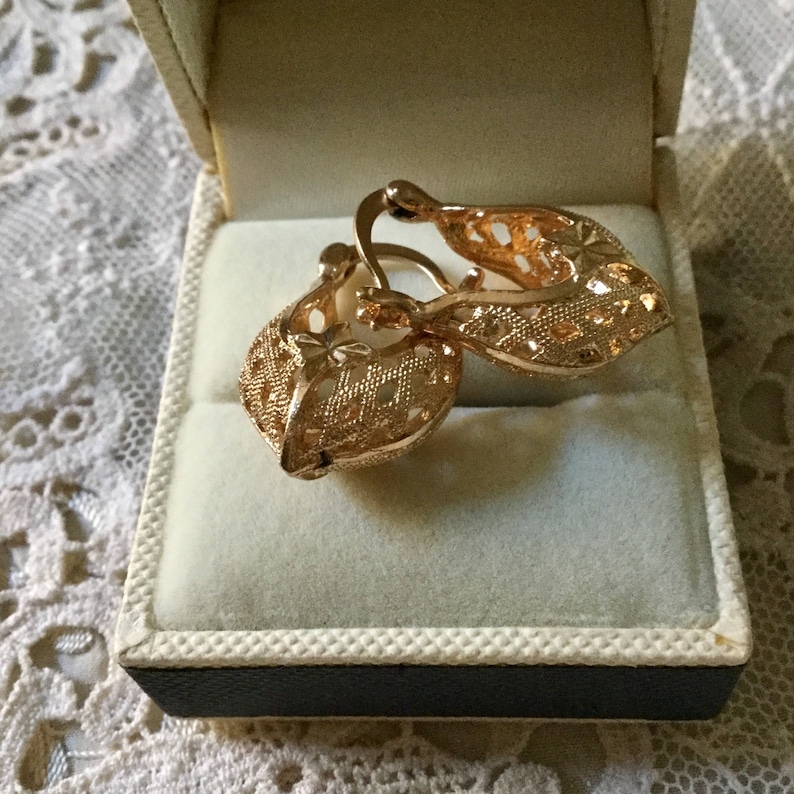GOLD PLATED FILIGREE Earrings Very Nice Vintage Luxury Jewelry Great