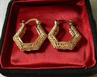 French Vintage GOLD PLATED FILIGREE Earrings- Beautiful Vintage Jewelry- great effet- Vintage Jewelry from France