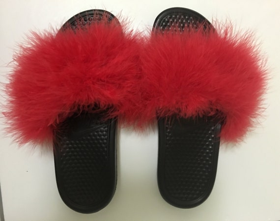 nike fluffy slippers