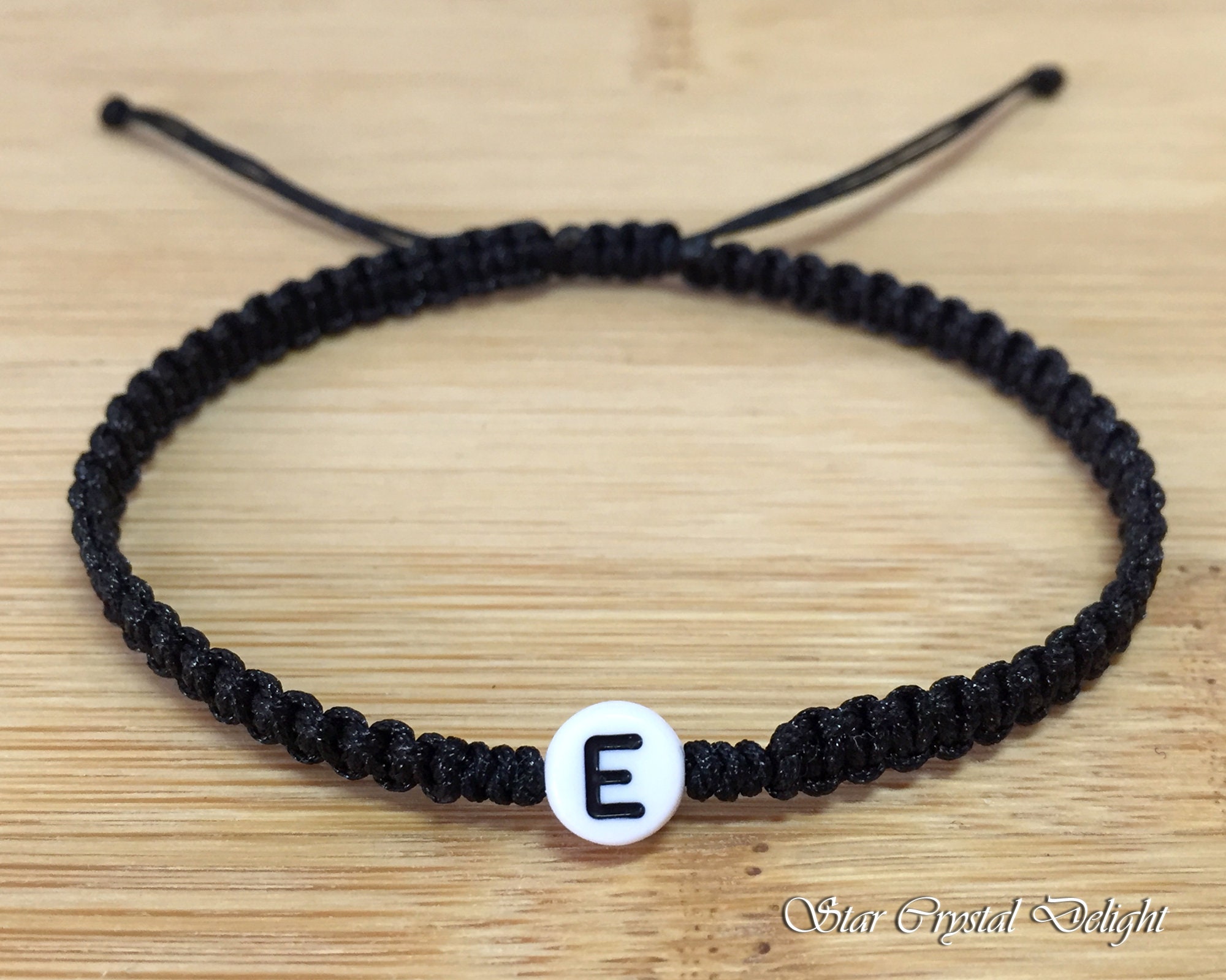 LAMIBEE Initial Bracelet Letter E, Dark Red Protection with Heart Initial  Bracelet, Matching String for Couples, Gift for Women, Men