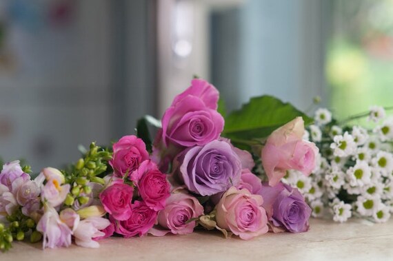 How To Arrange Fresh Flowers In A Straight Sided Vase Etsy