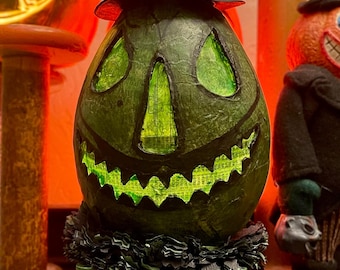 Halloween Paper Mache Green Witch Jack O’lantern style Lantern Vintage
