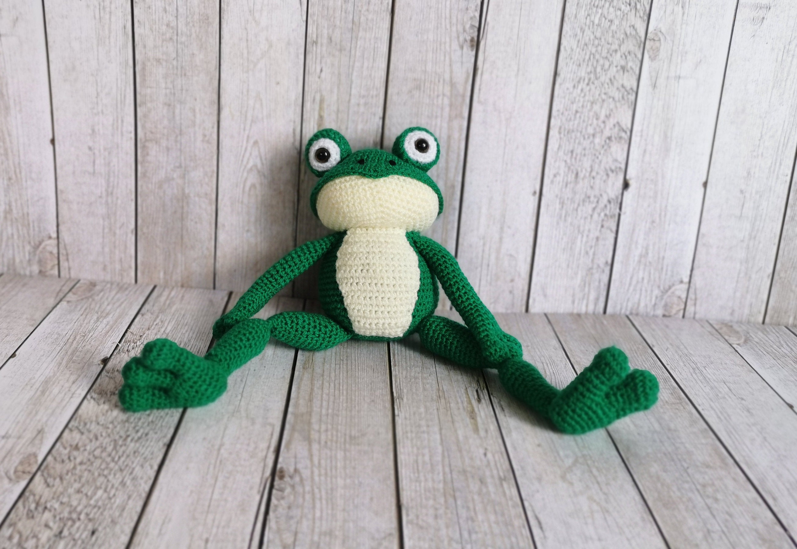 Crochet frog green knitted frog lovely amigurumi frog Etsy