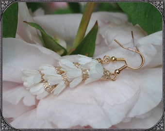 Boho  Earrings white blossoms