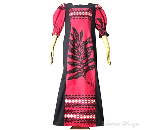 Vintage 1960s 1970s / Hawaiian Dress / Cotton Dres