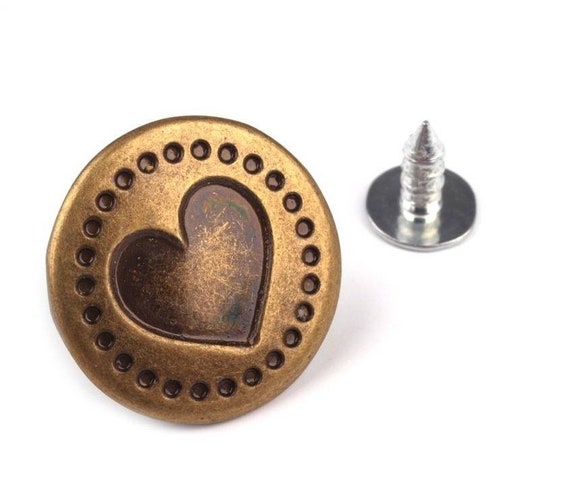 tack buttons