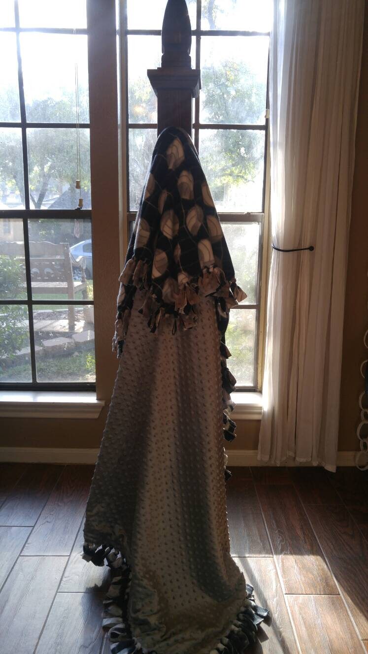 Volleyball/Gray Minky Nosew fleece blanket with slip knot Etsy