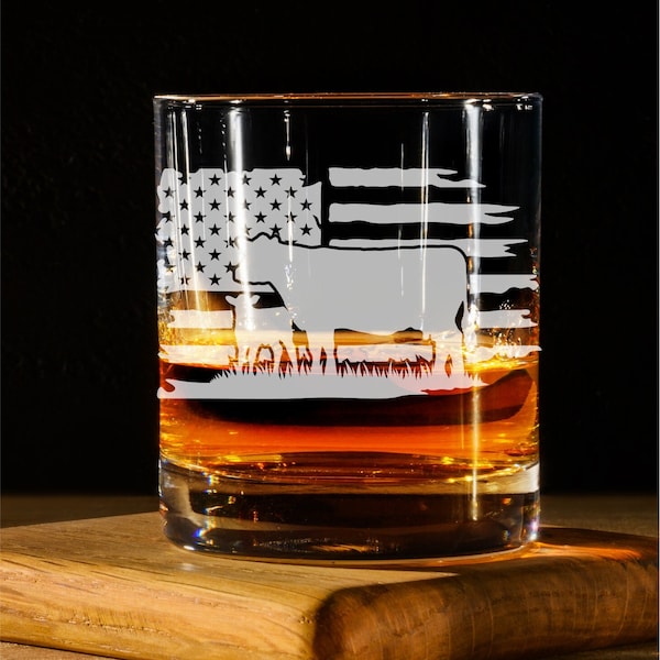 Cow Whiskey Glass, Farm Glassware, American Flag, Cattle Rancher Father's Day Christmas, Rocks Glass, Etched Beer Can Glassware Pint