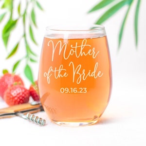 Personalized Mother Of The Bride Wine Glass, Etched Mother Of The Groom, Mother Of The Bride Keepsake Gift, Engraved Wedding Cup