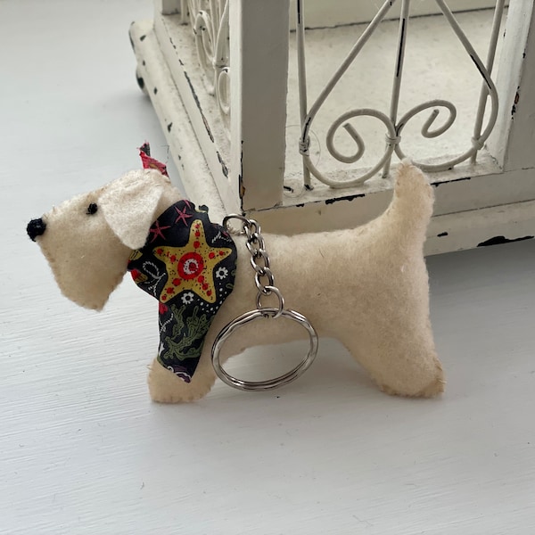 Dog keyring,felt dog keyring,hand stitched dog key ring, wool felt Dog,Key ring, bag charm, Liberty gift