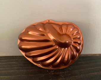 Vintage Copper Shell Mold