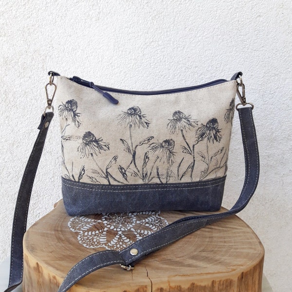 Crossbody bag 10"x7.6" | Floral Linen bag | Small zipper shoulder bag | four inside pockets | hobo purse | field flowers print
