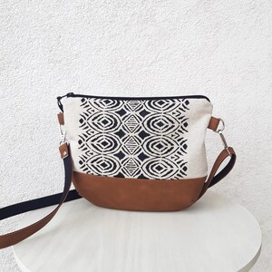 Diahobag Crossbody purse BOHO VIBES, Pockets messenger bag, hobo bag vegan, canvas bag, natural white shoulder bag, day bag, gift for woman image 2