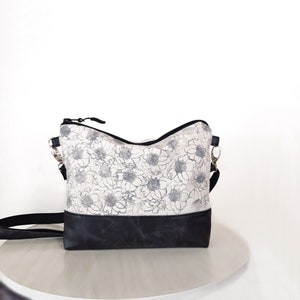 Delicate Flowers Wallet, Crossbody bag, Small natural bag
