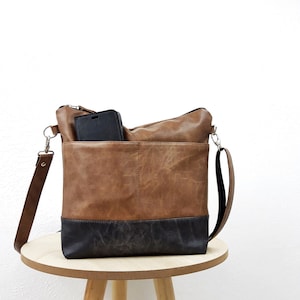 Sac à main bandoulière marron noir, sac végétalien moyen, cuir effet vieilli, sac à bandoulière avec poches extérieures