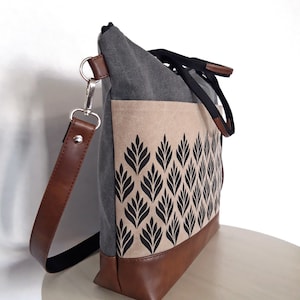 Crossbody Gray bag, Multicolored bag, canvas vegan leather, beige brown colors, outer pockets Tote, zipper shoulder bag, Large hobo purse image 5