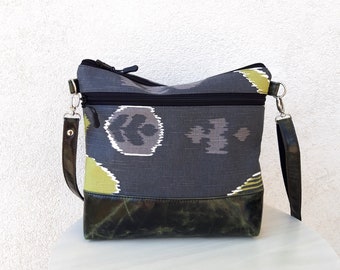 Crossbody bag Green Gray, Front pocket bag, zipper medium bag, dark green leather, vegan bag, Light shoulder bag, canvas hobo bag, women