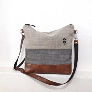 Bolso bandolera color lino, bolso de lona estampado a mano, bolso vegano, piel marrón, bolso de tela de lino, Cartera Tote, Bolso grande, bolso listo para enviar