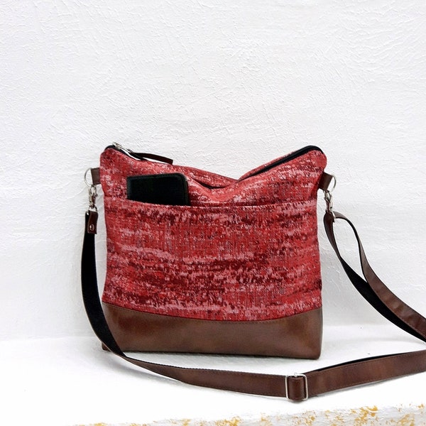 Red Medium crossbody bag, vegan bag, bag with external pockets, fabric bag, brown leather purse, zipper shoulder bag, hobo crossbody purse