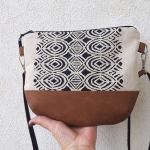 Diahobag Crossbody purse BOHO VIBES, Pockets messenger bag, hobo bag vegan, canvas bag, natural white shoulder bag, day bag, gift for woman image 4