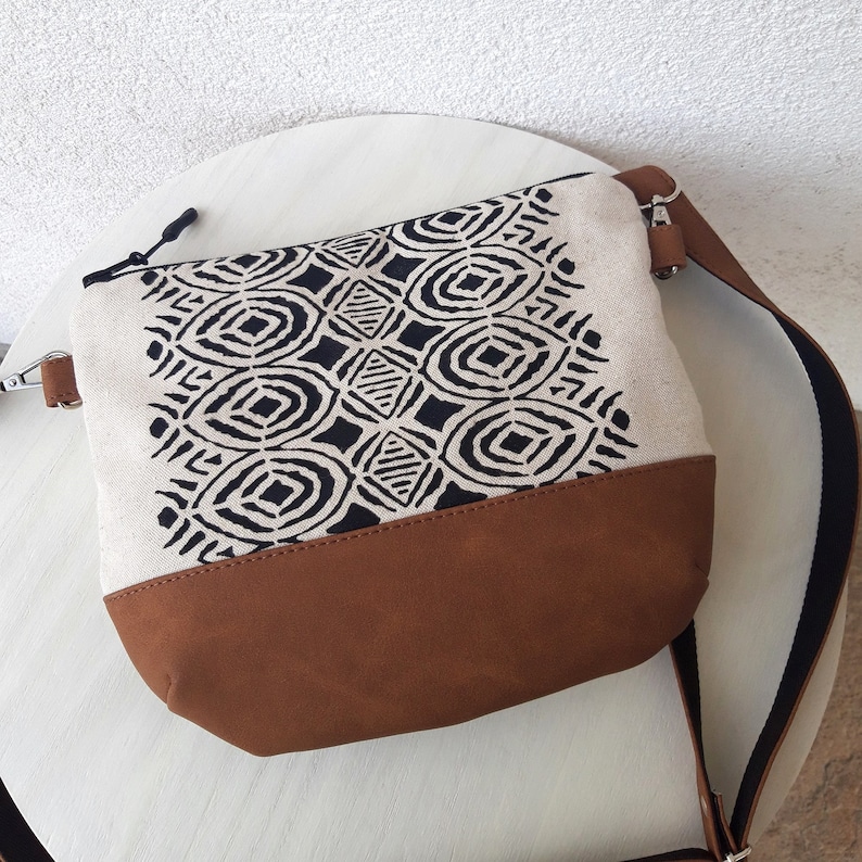 Diahobag Crossbody purse BOHO VIBES, Pockets messenger bag, hobo bag vegan, canvas bag, natural white shoulder bag, day bag, gift for woman image 3