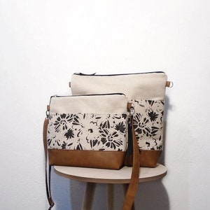Large & Medium Crossbody-tasche, Umhängetasche mit Gänseblümchen-Print mit Taschen, Vegane Leder-Tote-Handtasche