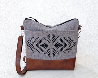 Medium crossbody bag with pockets, natural linen shoulder bag, light day bag, original gift for woman, Aztec print, zipper hobo, urban bag