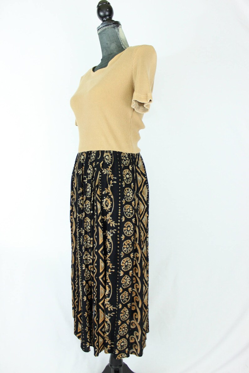 Shoulder pads 1990s style Vintage Dress 1990s Dress 1990 Halloween Printed Dress beige and black
