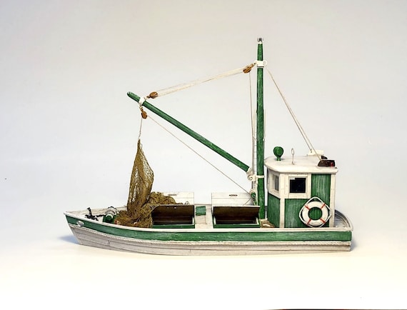 O 1:48 Scale Wooden Fishing Boat Kit for Diorama, Model Railroading 