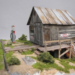 O/On30 1:48 Scale Hillside Fueling Depot Model Kit for diorama, model railroading and hobby