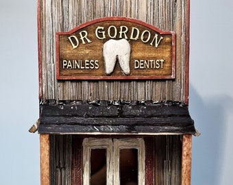 O/On30 1:48 Scale Dr. Gordon Painless Dentist Building Kit Diorama Model