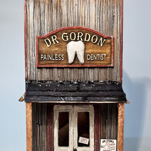 O/On30 1:48 Scale Dr. Gordon Painless Dentist Building Kit Diorama Model