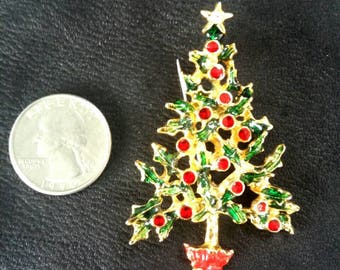Christmas tree brooch, vintage holiday brooch, red and clear rhinestones