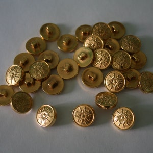 Gold star buttons - Sets of 10 - Vintage